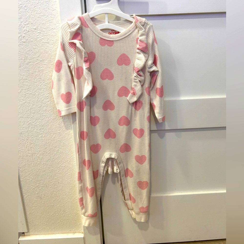 Cat & Jack Heart Onesie Size 18m